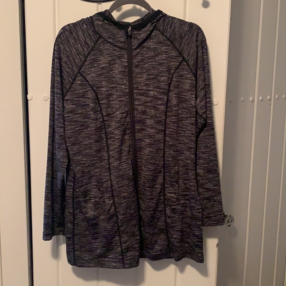 Ruby Ribbon Tunic Zip Up - Picture 3 of 3